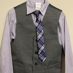 Boys long sleeve suit size 7 purple